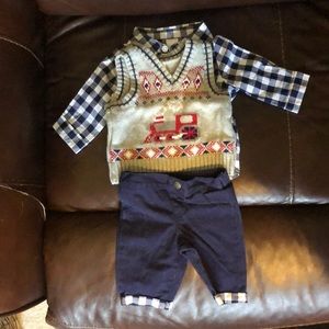 Newborn three piece sweater vest train set